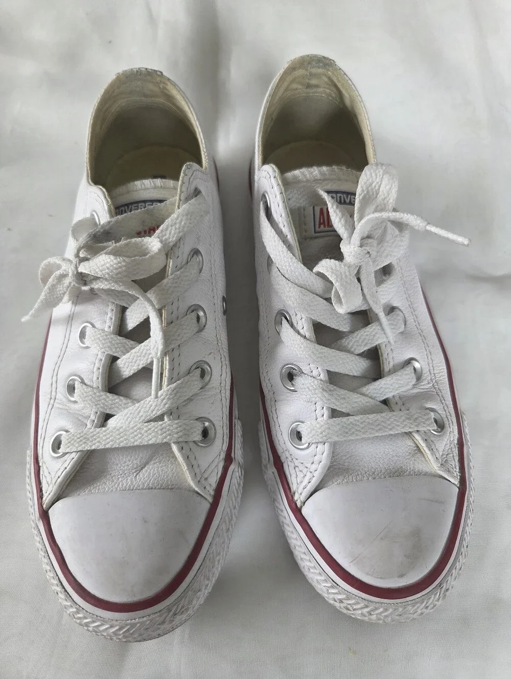 Converse Men/Women‎ White Leather Low-Top Sneakers with Red Trim